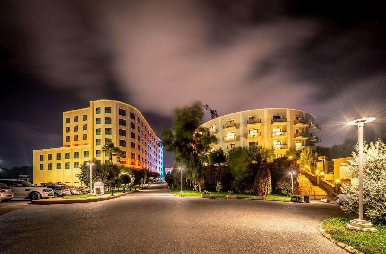 كيرينيا Vuni Palace Premium Hotel & Spa & Casino Beachfront Location ! المظهر الخارجي الصورة
